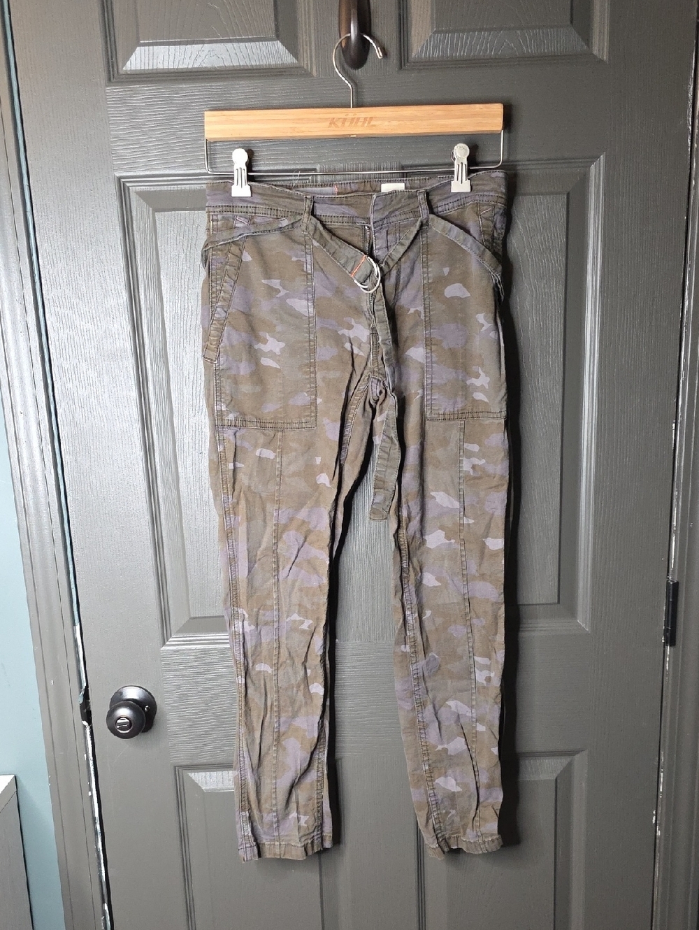 Anthropologie The Wanderer Olive Green Camo Utility Pants Sz 27